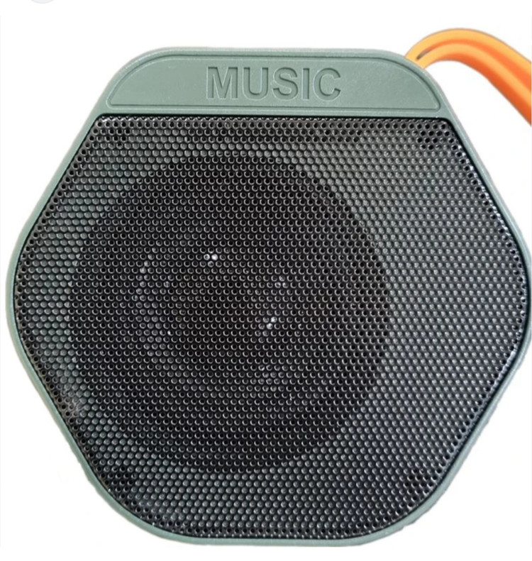 اسپیکر بلوتوثی قابل حمل موزیک مدل Outdoor-01 (اصلی)