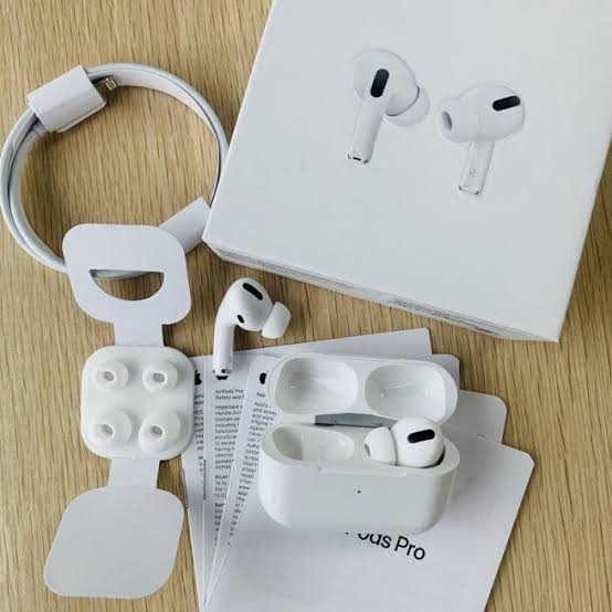 هدفون بیسیم اپل AirPods Pro نسل دوم